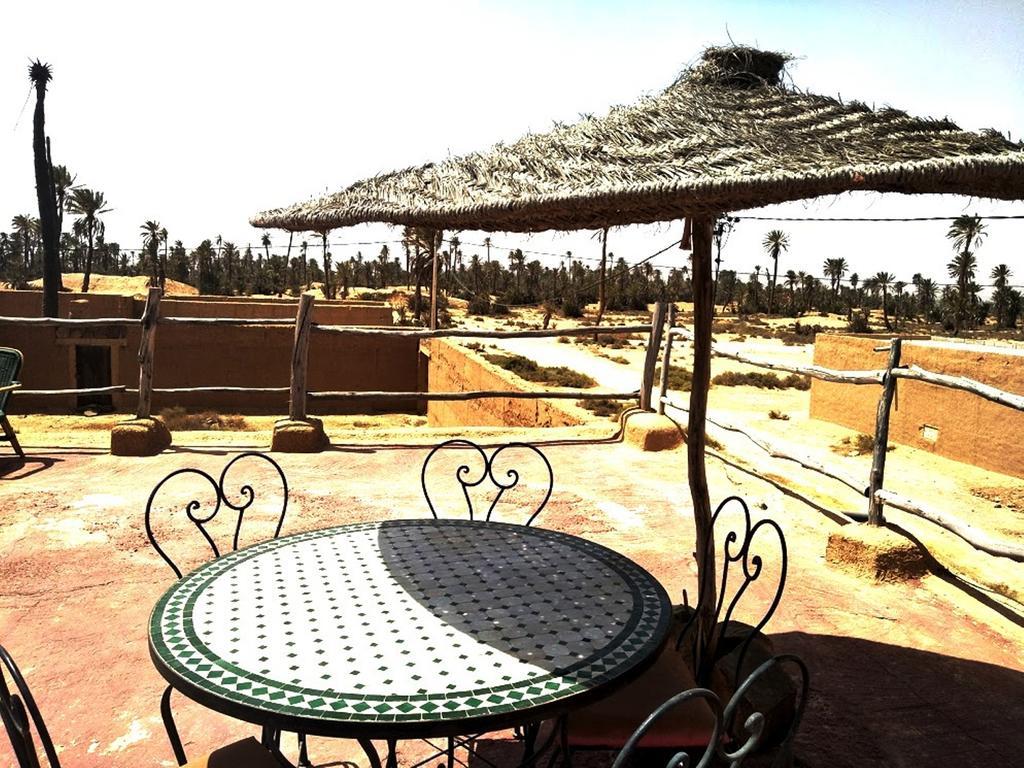 Tarmguist Acomodação com café da manhã Aït Boukha Exterior foto